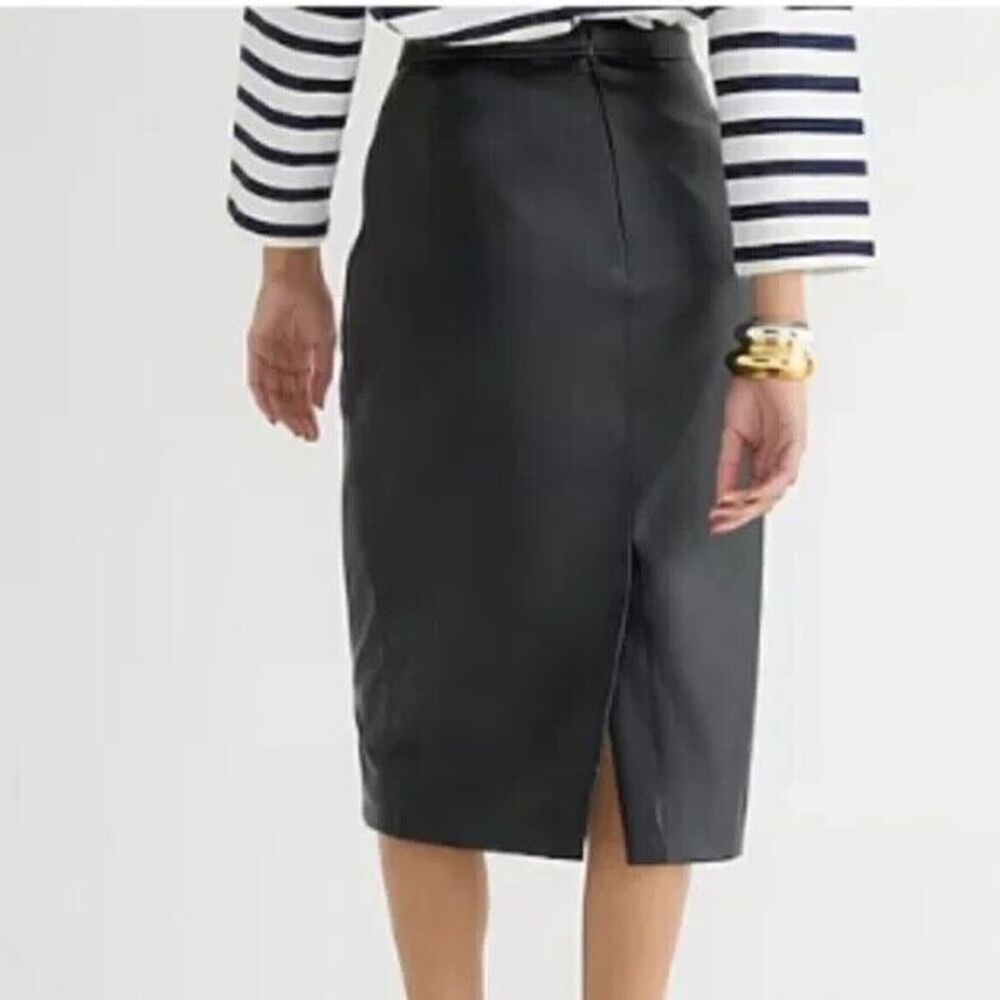 J Crew No. 3 Pencil Skirt Faux Leather Women 24 EUC‎ Lined Zip Closure BM946